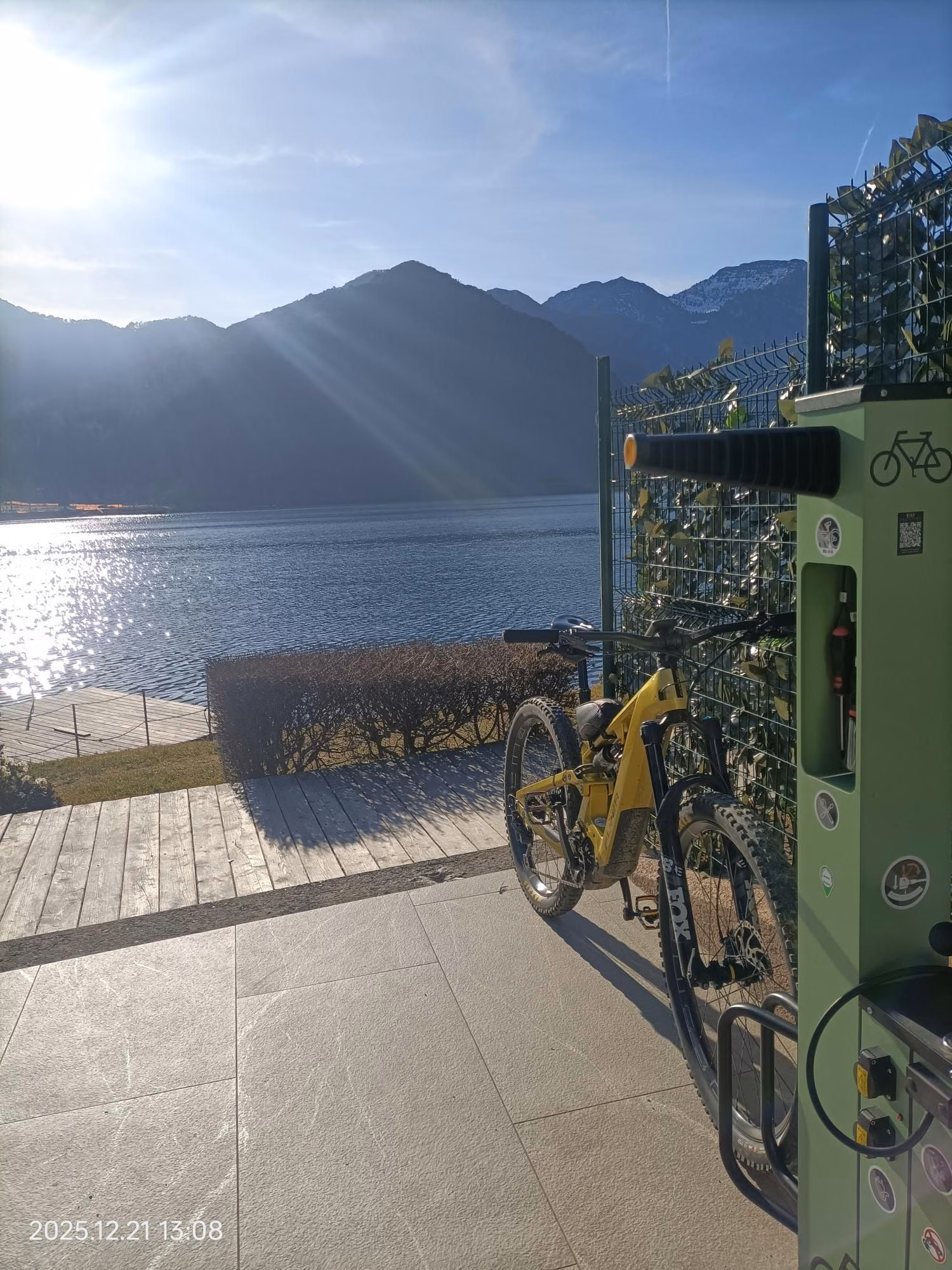 Tour des Lake Ledro Radwege x Upstreet Gotour City eBike foto 3